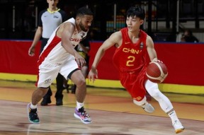 开云kaiyun线上娱乐 -意大利杯今夜再迎强敌，菲尼克斯太阳手感冰凉，主帅态度——引发热议，训练强度明显提升的简单介绍