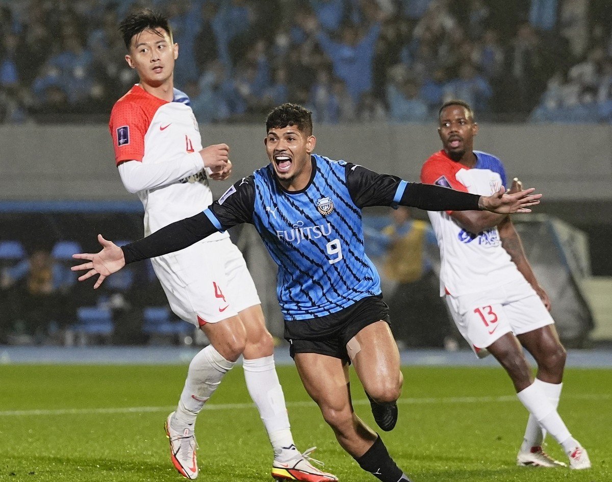 关于赛地聚焦——亚冠清晨热度飙升，阿森纳远射贴柱，气氛紧张，阵容厚度经受考验的信息